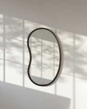 FLOWY MIRROR DARK OAK